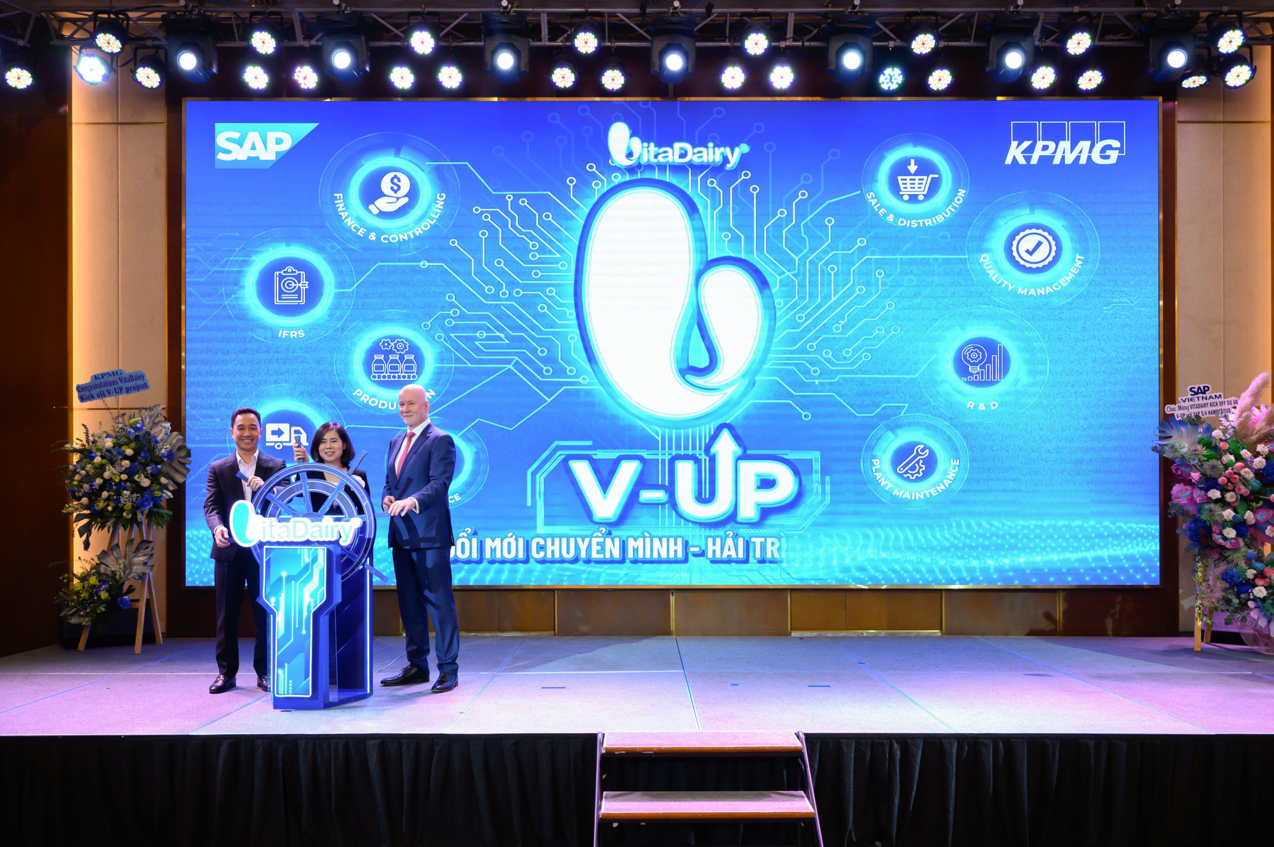 Quay phim chụp hình sự kiện TP.HCM