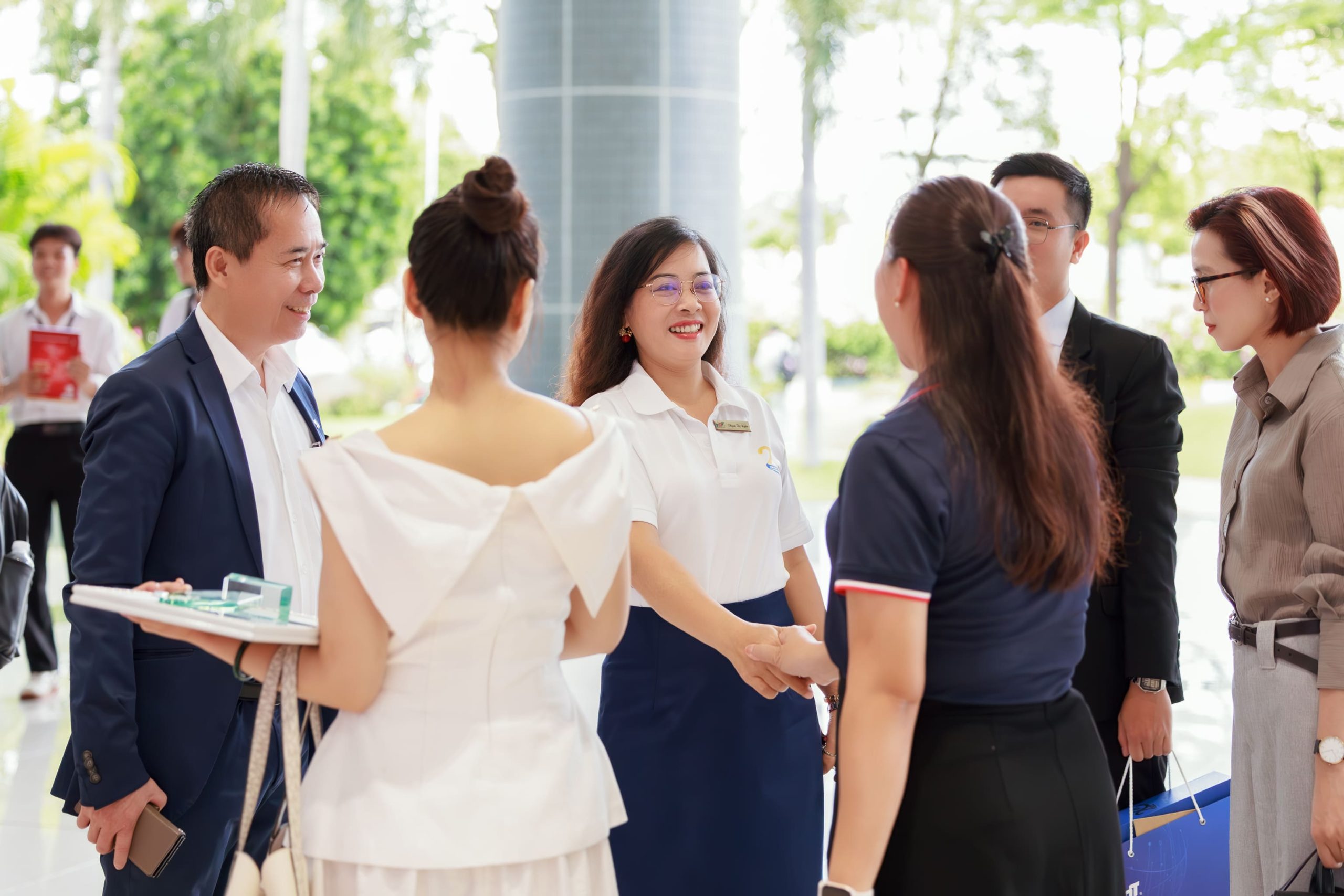 Dịch vụ Chụp ảnh Profile Doanh nghiệp
