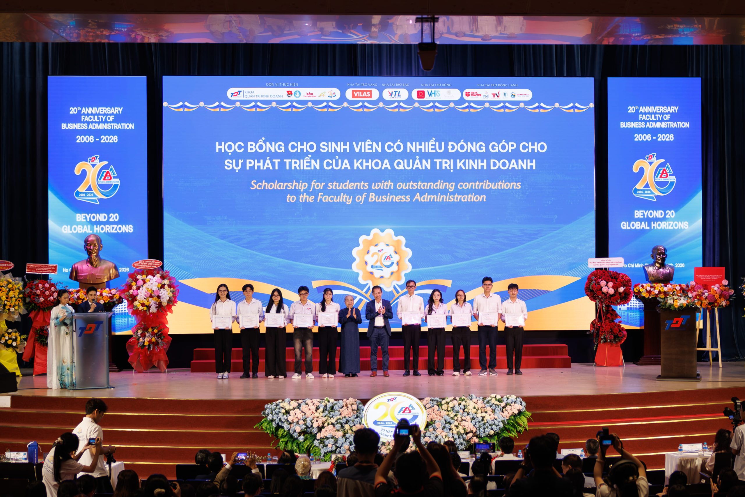 Dịch vụ Chụp ảnh Profile Doanh nghiệp
